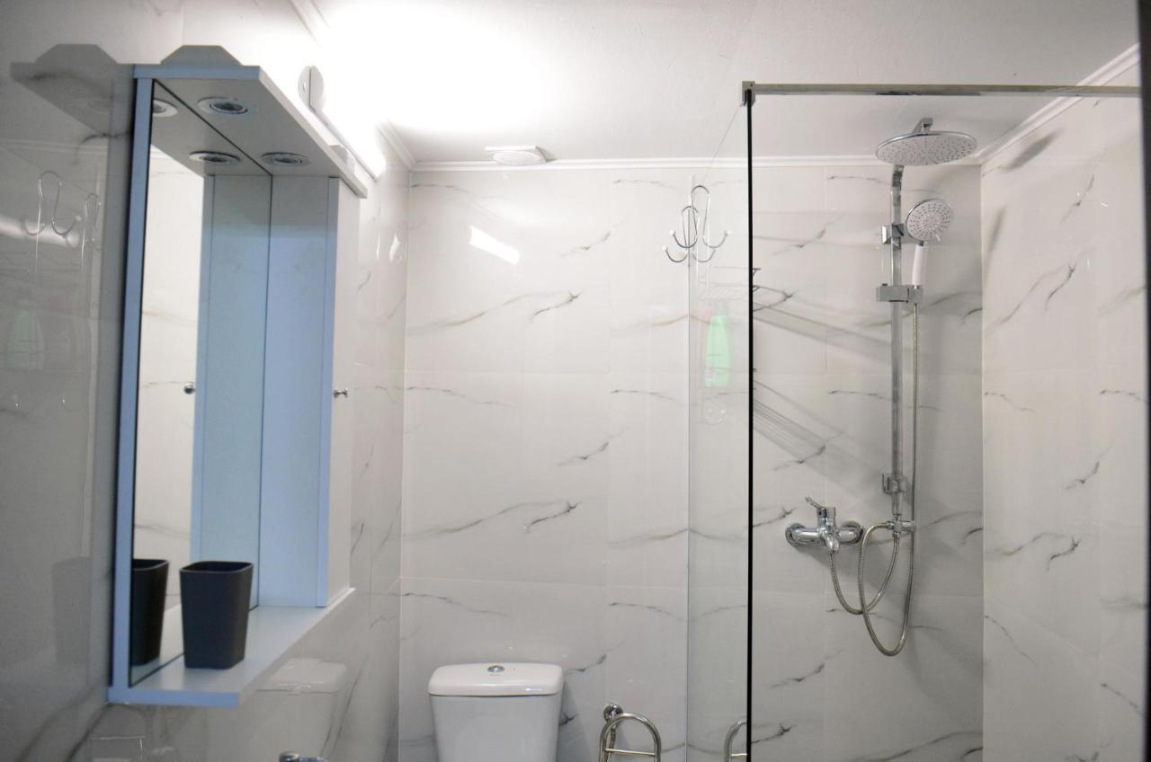 Private Apartment In The City Centre. 拉迪亚 外观 照片