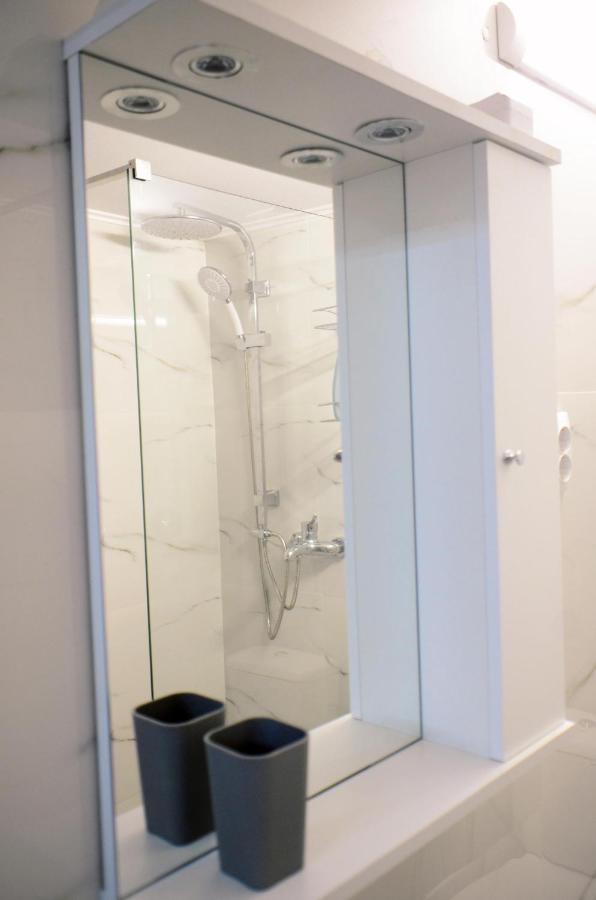 Private Apartment In The City Centre. 拉迪亚 外观 照片